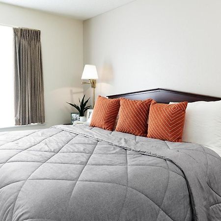 Intown Suites Extended Stay Chicago Il - Oakbrook Villa Park 외부 사진